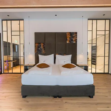 Hotel Sonja Alpine 4*