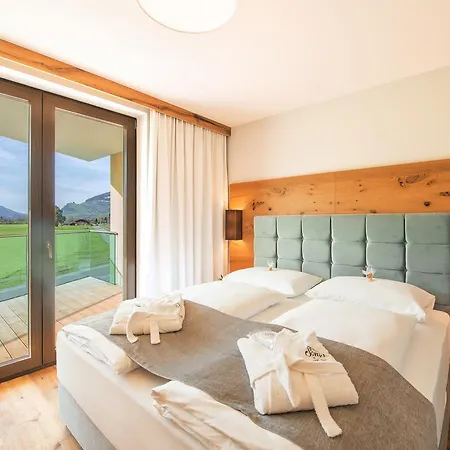Sonja Alpine Hotel 4*